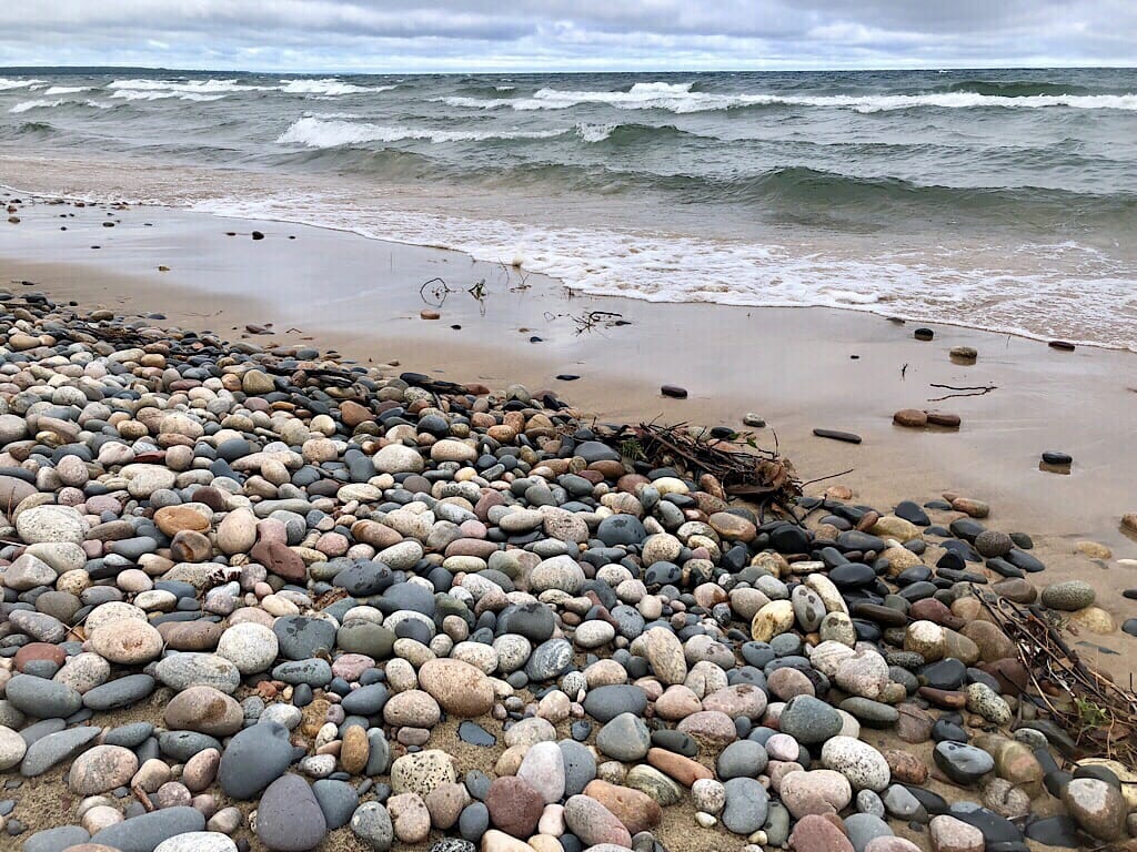 Rocky shoreline at Big Pine