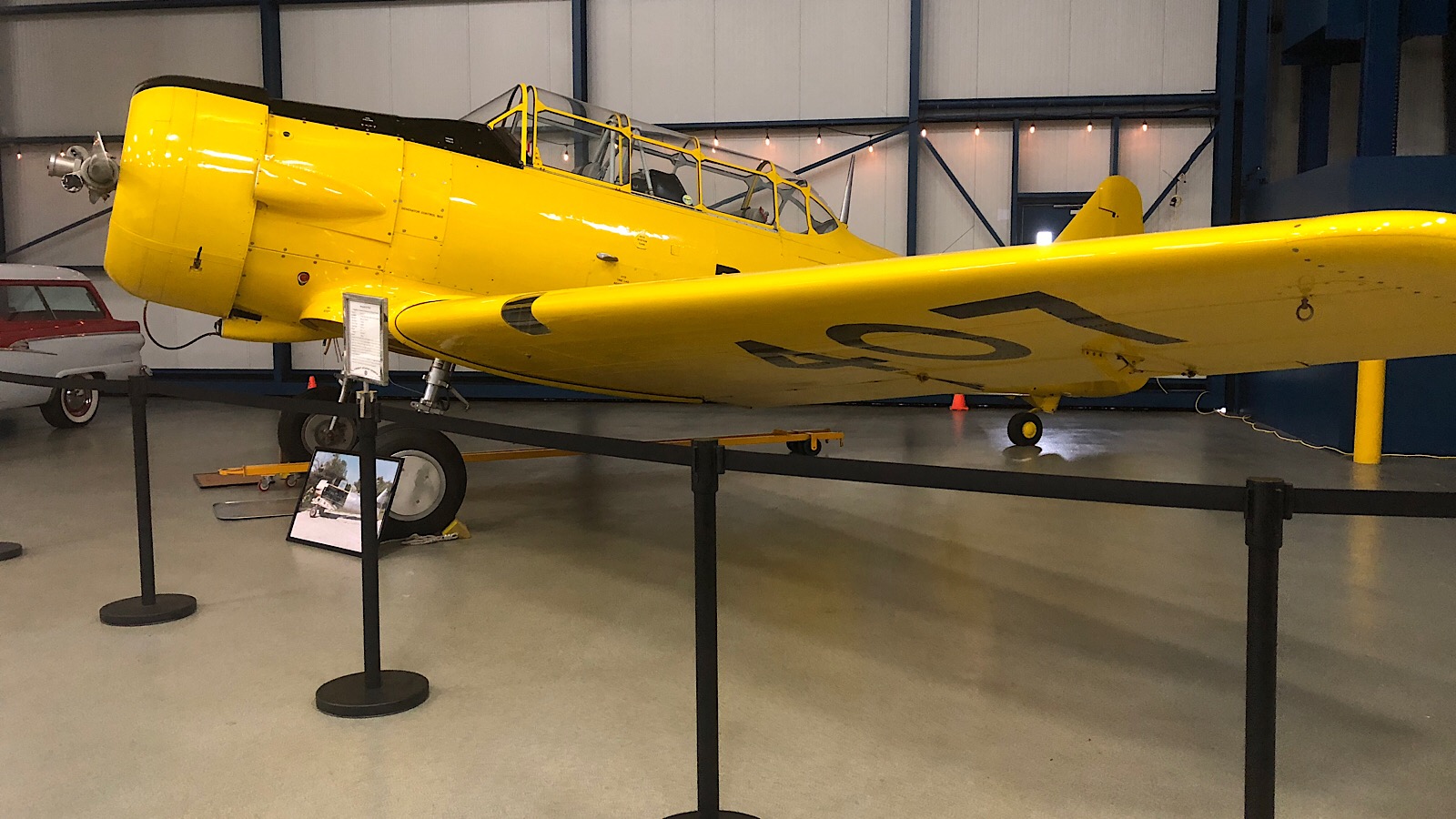 T6J WWII pilot trainer