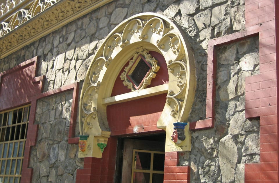 Architectural embellishments in Santa Lucia around doors and windows